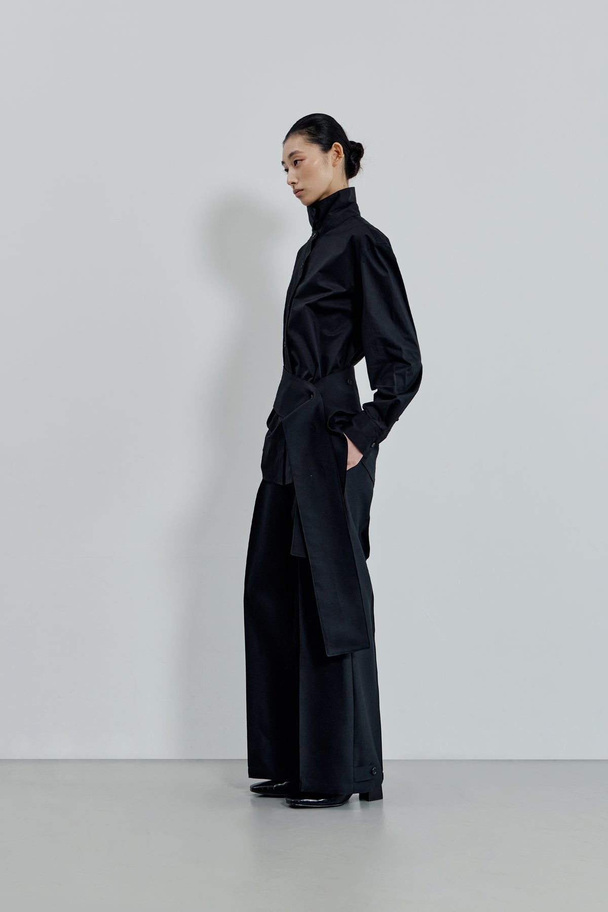 ENVER PINTUCK PANTS