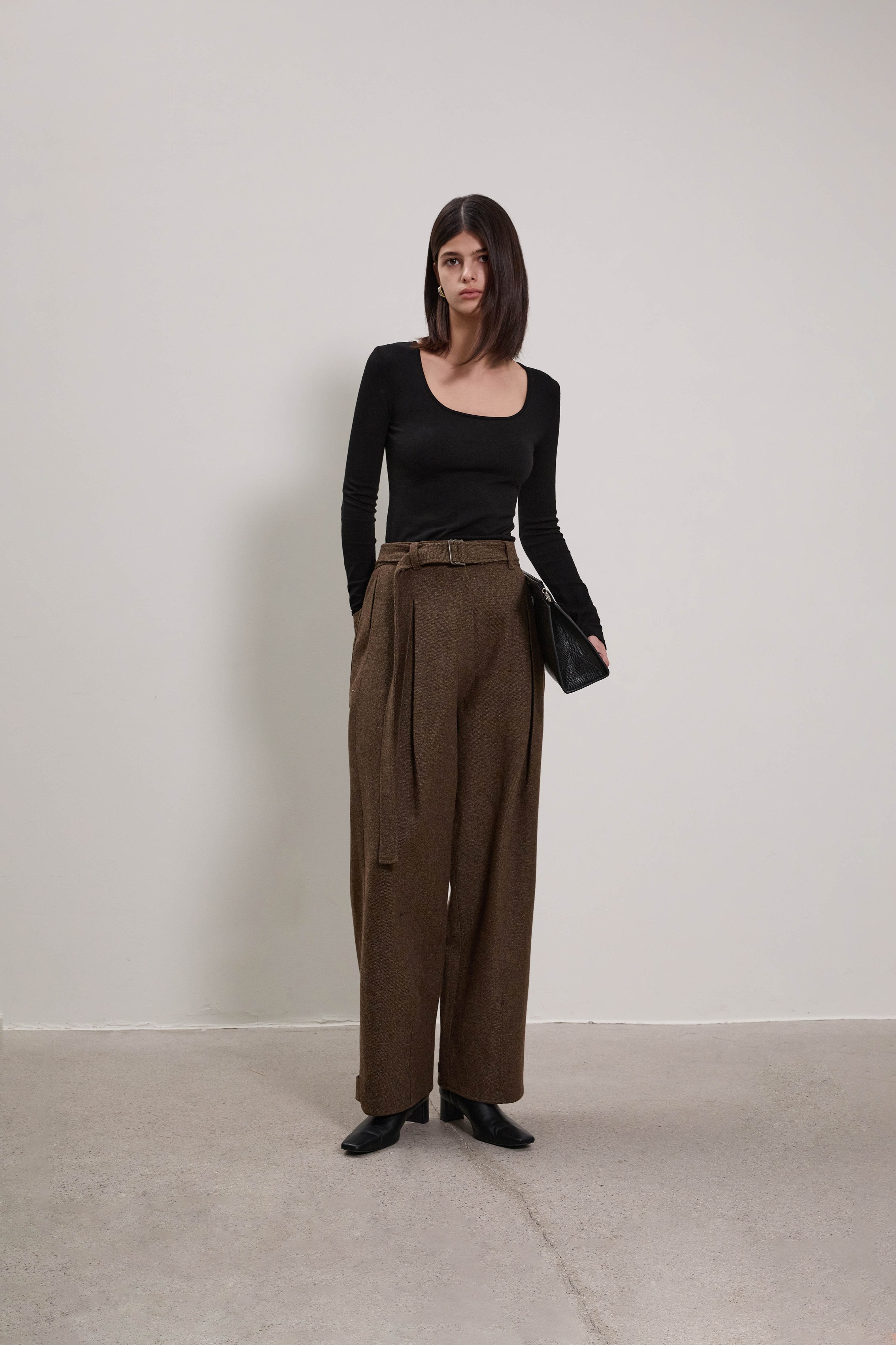 upload_20251001_BC2508FANT014-11-BK-S_005_5 copy.jpg