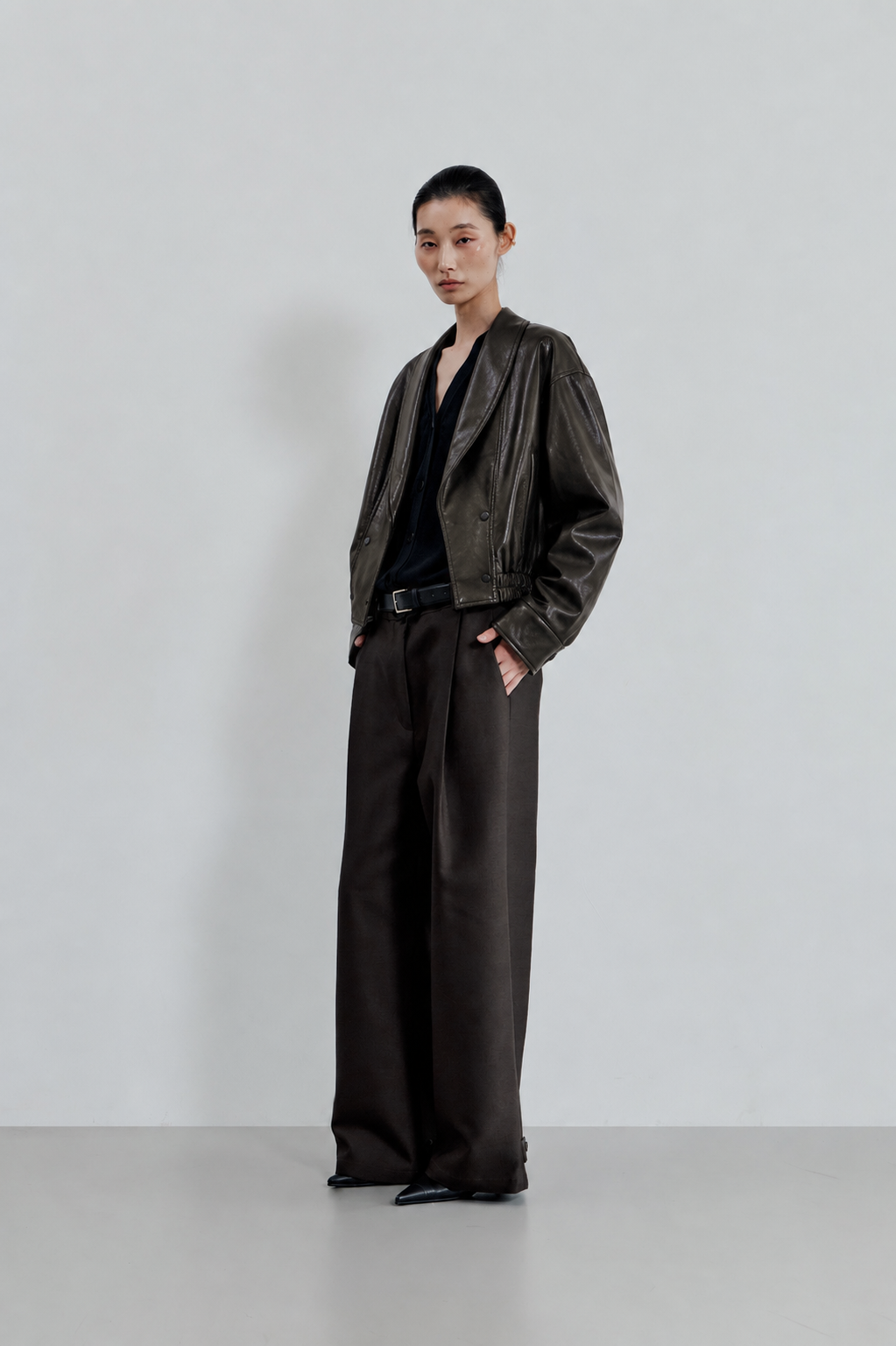 DELLA SHAWL COLLAR LEATHER SHORT JUMPER