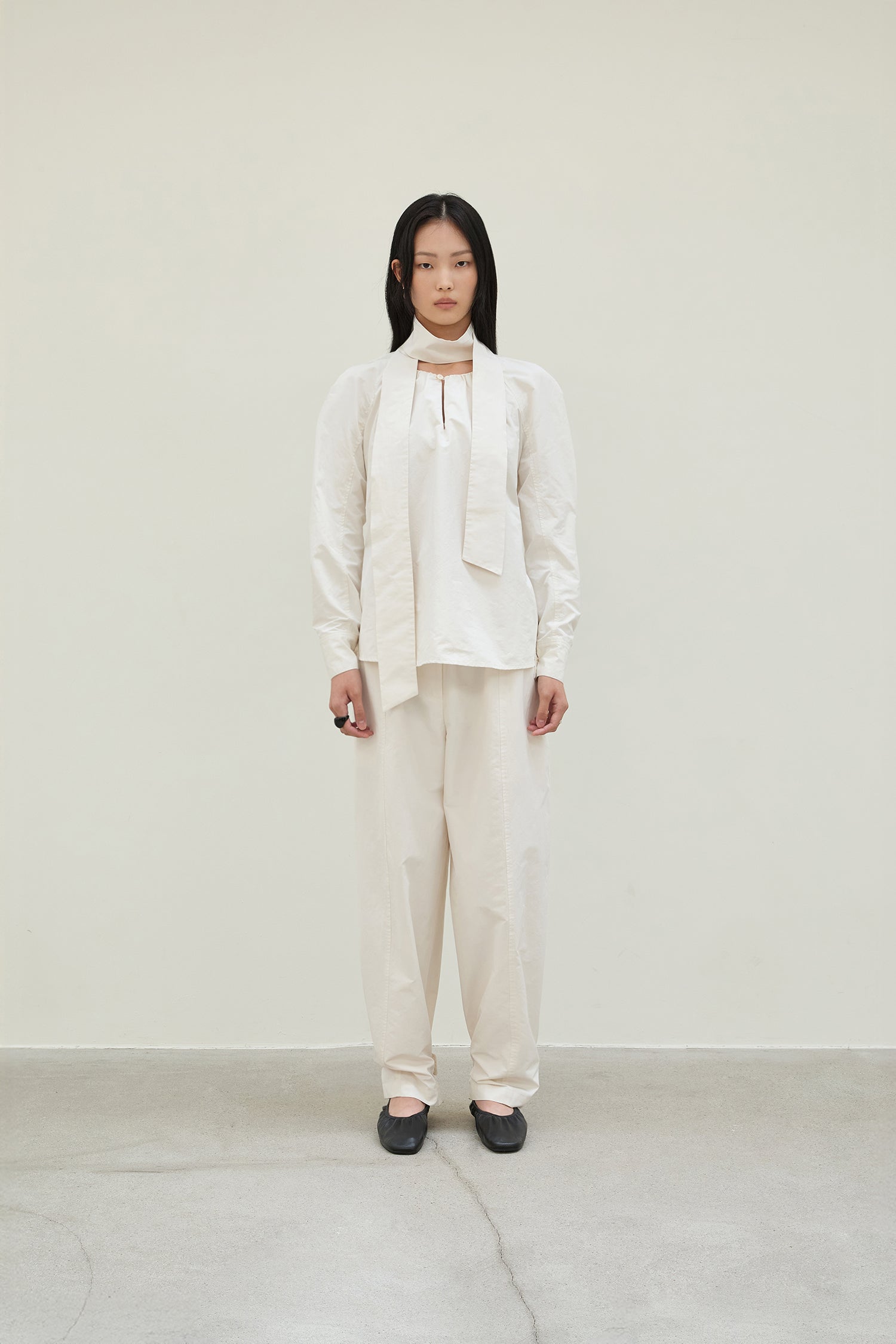 人気完売 美品 ドゥーズィエムクラス SCARF BLOUSE TUS SCARF BLOUSE