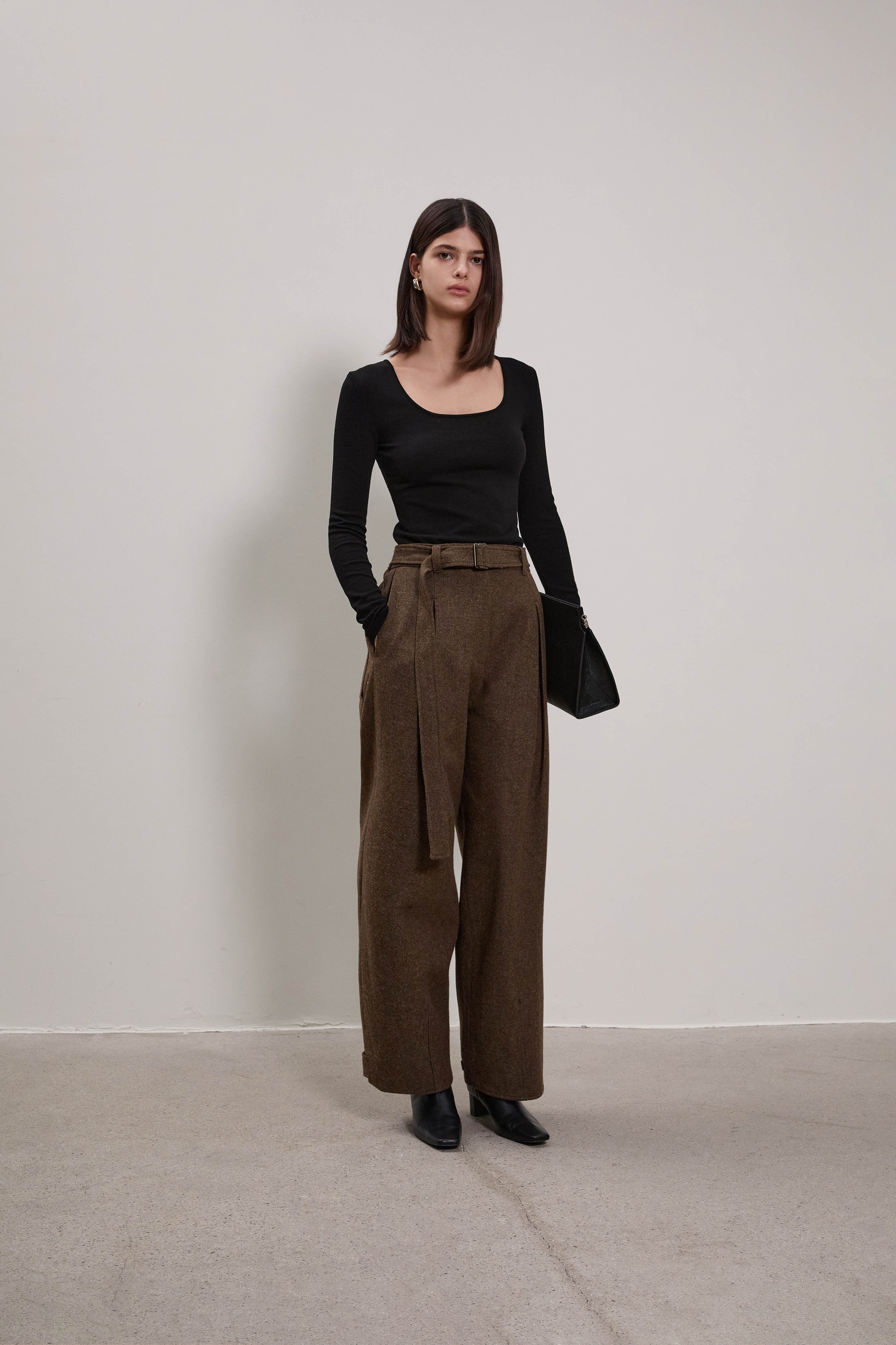 upload_20251001_BC2508FANT014-11-BK-S_000_1 copy.jpg