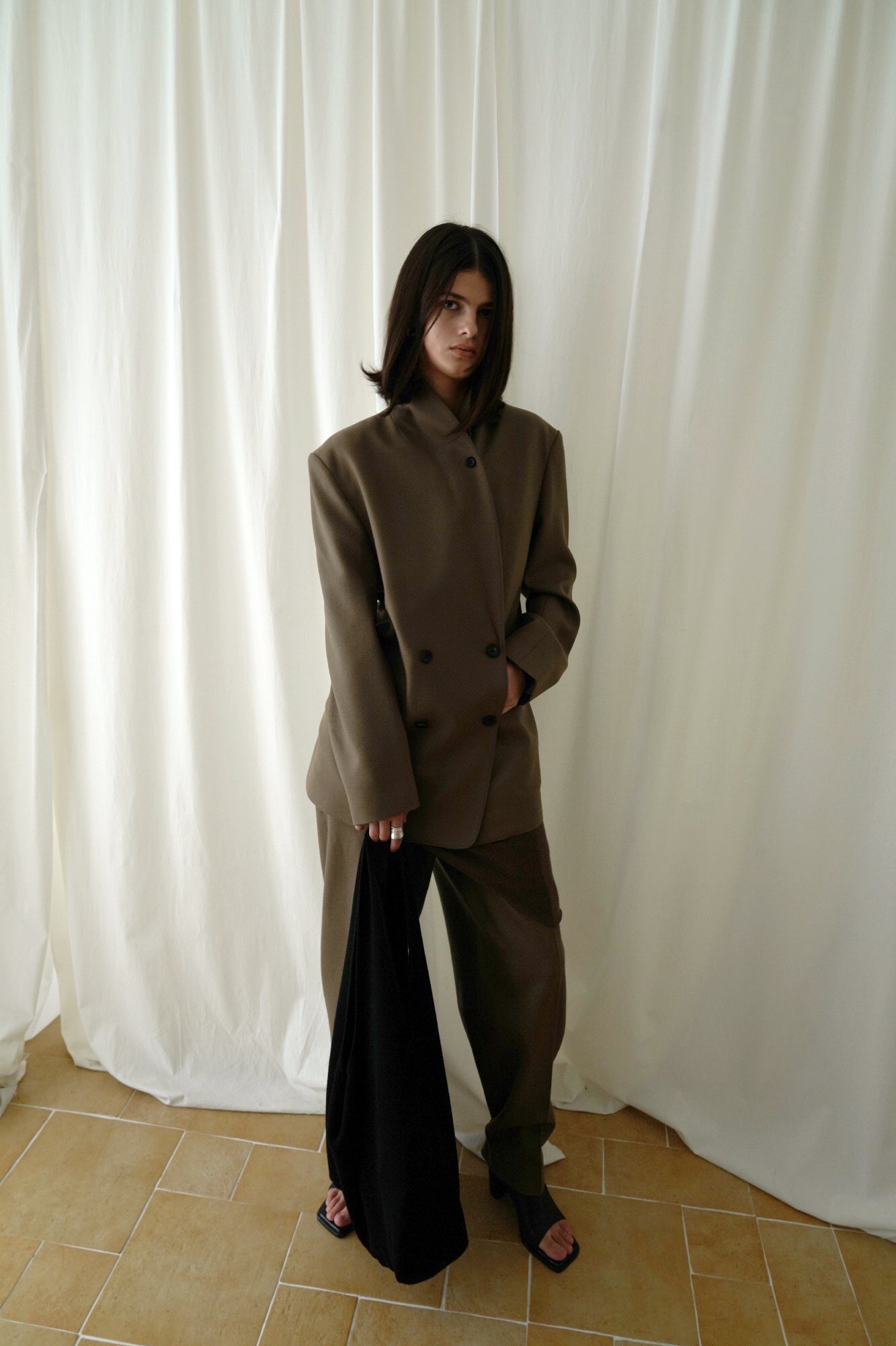 PINI WIDE TUCK PANTS