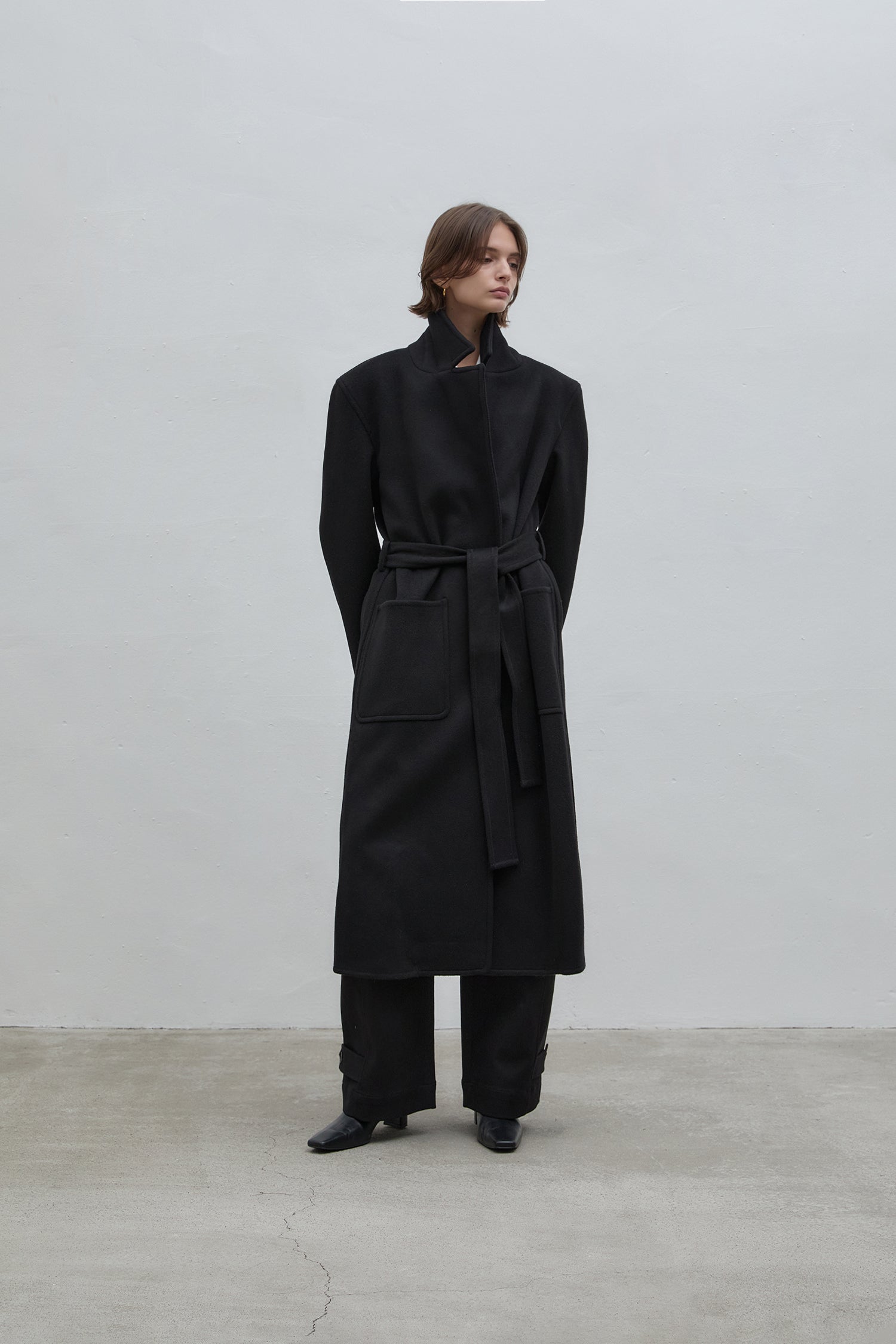 ON WOOL-CASHMERE HANDMADE LONG-COAT