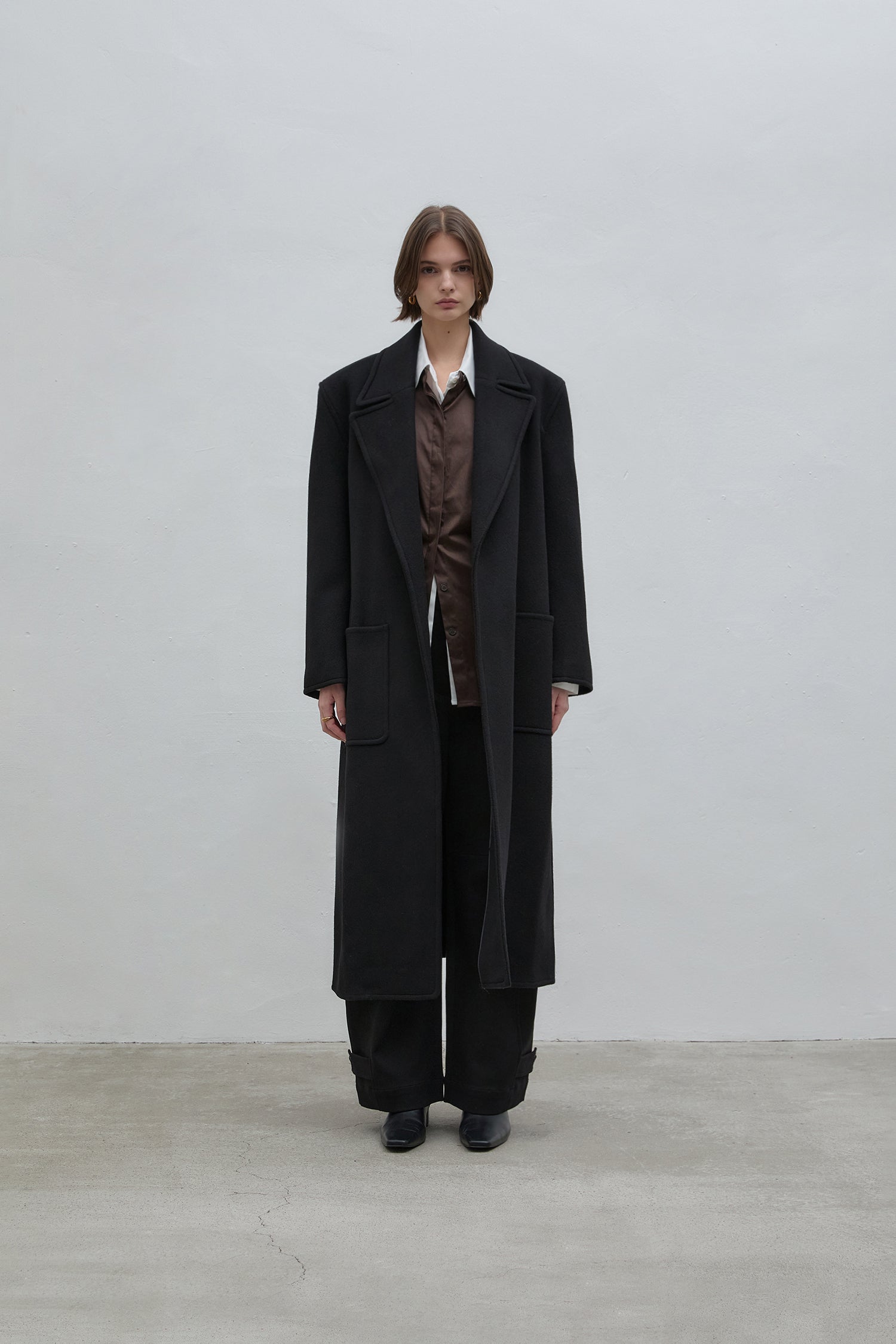 ON WOOL-CASHMERE HANDMADE LONG-COAT